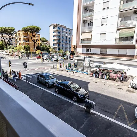 Apartment Relax & Comfort In Lucio Sestio Rome