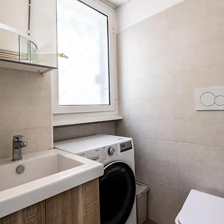 Relax & Comfort In Lucio Sestio Apartment